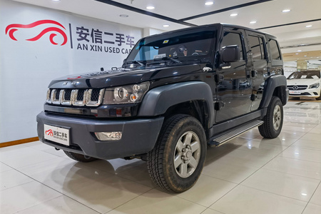 绵阳二手北京BJ40 2016款 BJ40L 2.0T 手动 两驱 豪华版
