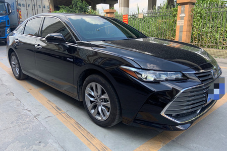 广州二手丰田亚洲龙 2019款 双擎 2.5L E二手CVT 豪华版 国V