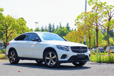 怒江二手奔驰GLC轿跑 2018款 GLC 200 4MATIC 轿跑SUV