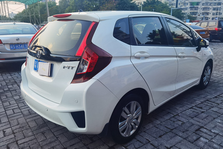 阳江二手本田飞度 2016款 1.5L CVT LXS 舒适天窗版