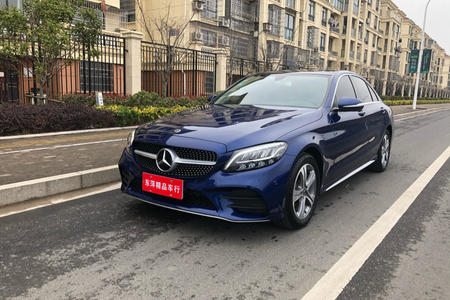 湖州二手奔驰C级 2019款 C 260 L 运动轿车