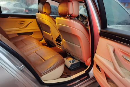 上海二手宝马5系 2012款 520Li 2.5L 手自一体 典雅型