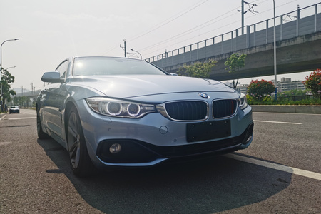 温州二手宝马4系 2014款 420i 2.0T 手自一体 运动设计套装 双门轿跑车