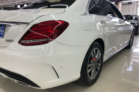 哈尔滨二手奔驰C级 2018款 C 200 L 运动轿车