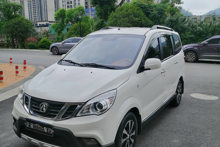 遵义二手北汽威旺M35 2016款 1.5L 手动 舒适型7二手8座DAM15