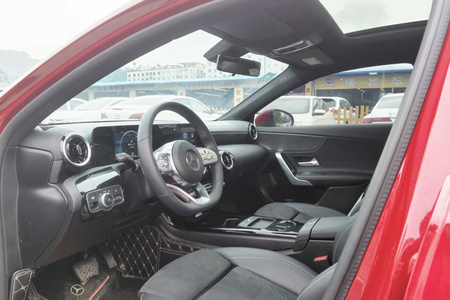 遵义二手奔驰A级 2020款 改款2 A 180 L 运动轿车