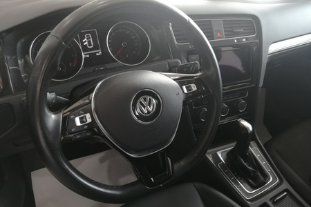 菏泽二手大众高尔夫 2019款 200TSI 双离合 舒适进取版 国VI