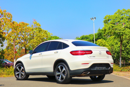 文山二手奔驰GLC轿跑 2018款 GLC 200 4MATIC 轿跑SUV