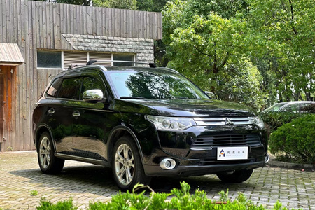南通二手三菱欧蓝德 2014款 2.4L 四驱 豪华7座 超值版