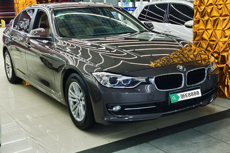 湖州二手宝马3系 2014款 320Li 2.0T 手自一体 时尚型