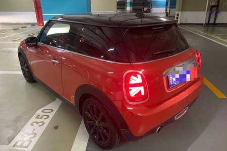 深圳二手MINI 2018款 1.5T COOPER 双离合 艺术家 三门版
