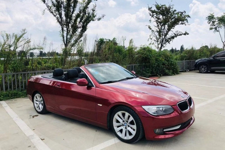 武汉二手宝马3系 2011款 320i 2.0L 手自一体 双门轿跑车