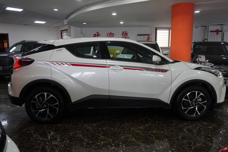 邢台二手丰田C二手HR 2020款 2.0L CVT 豪华版