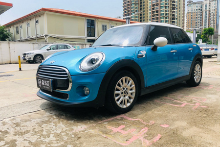 广州二手MINI 2017款 1.5T COOPER 手自一体 冰蓝色限量版 五门版