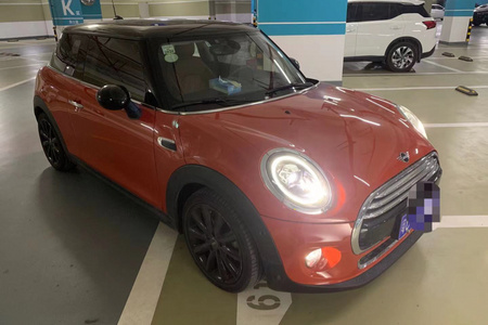 深圳二手MINI 2018款 1.5T COOPER 双离合 艺术家 三门版