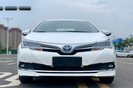 来宾二手丰田卡罗拉 2018款 双擎 1.8L E二手CVT 智尚版