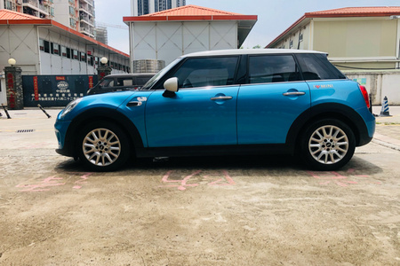 广州二手MINI 2017款 1.5T COOPER 手自一体 冰蓝色限量版 五门版